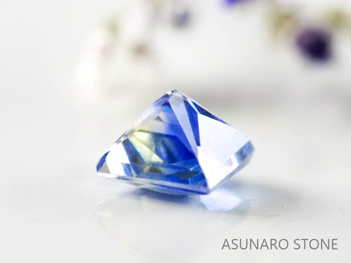 バイカラーサファイア 　プリンセスカット　 スリランカ産　0.29ct【221017-1177】