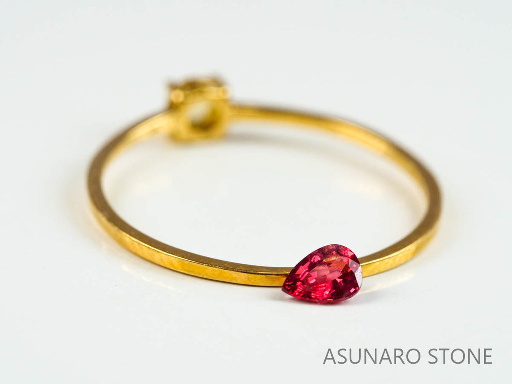 レッドスピネル 　ペアシェイプ　スリランカ産　0.13ct　【220926-1180】