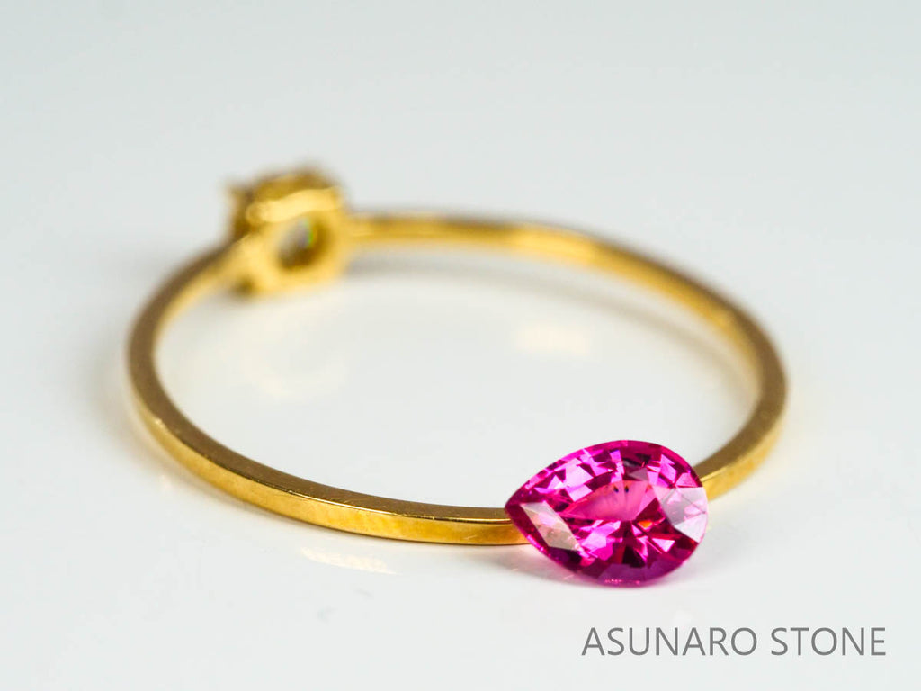 ホットピンクスピネル 　ペアシェイプ　スリランカ産　0.36ct　【220926-1185】