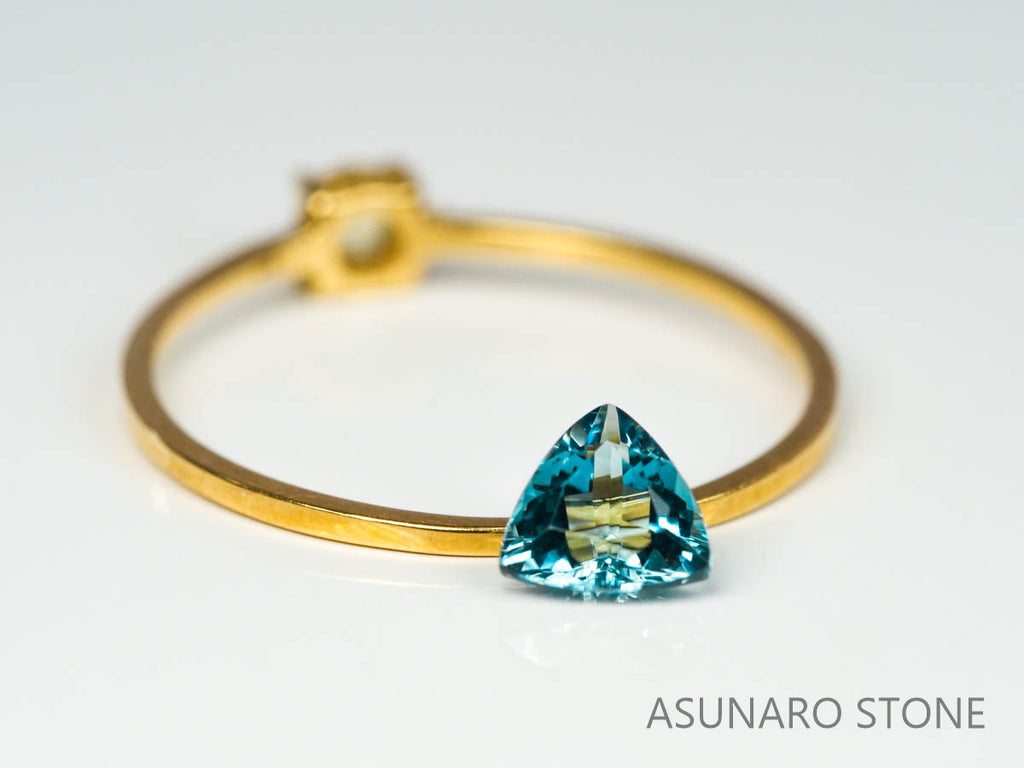 サンタマリアアクアマリン トリリアントカット ブラジル・タトゥー鉱山産　0.38ct【221021-1192】