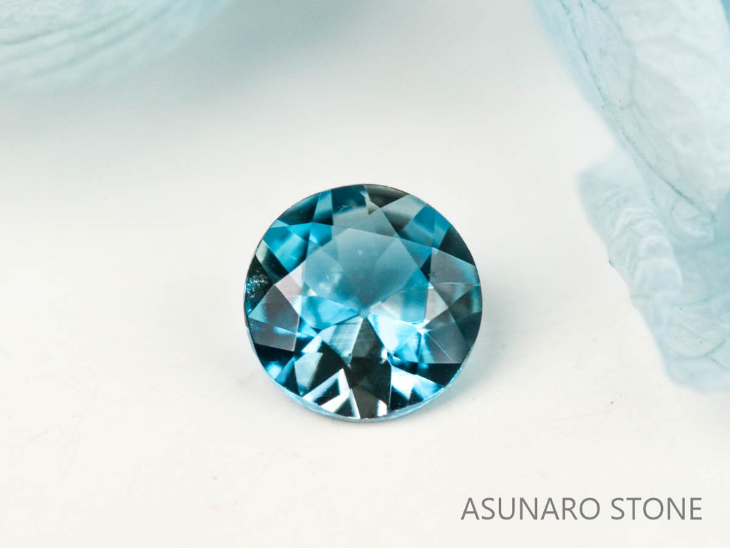 サンタマリアアクアマリン ラウンドカット ブラジル・タトゥー鉱山産　0.24ct【221021-1193】