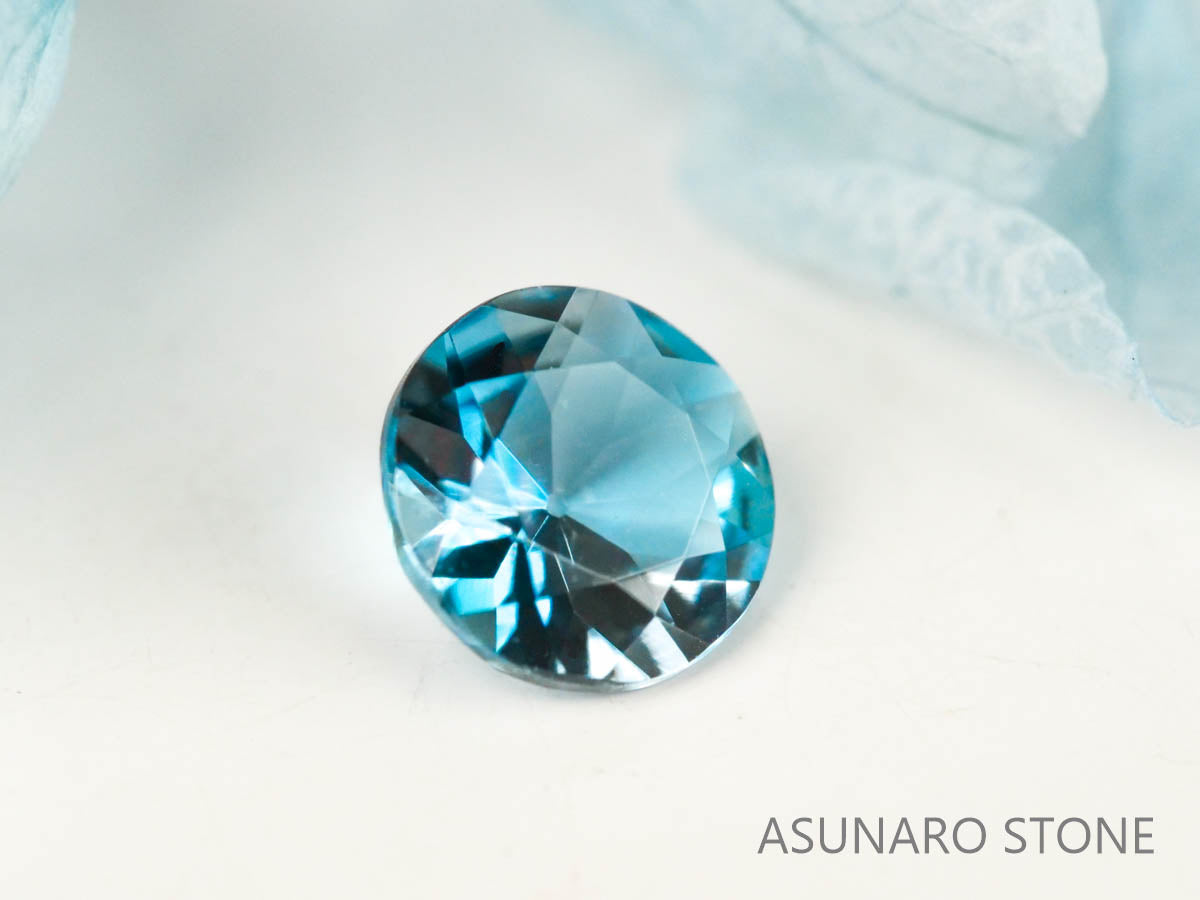 サンタマリアアクアマリン ラウンドカット ブラジル・タトゥー鉱山産　0.24ct【221021-1193】