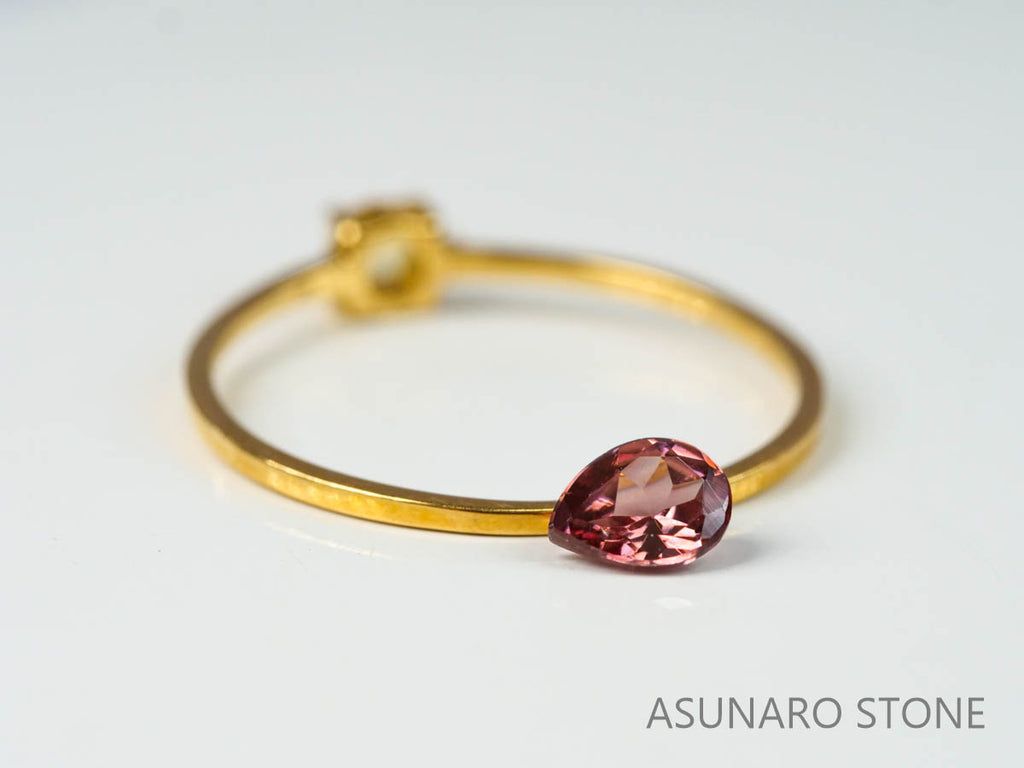 ピンクジルコン　ペアシェイプ　0.42ct　カンボジア産　【220615-1199】