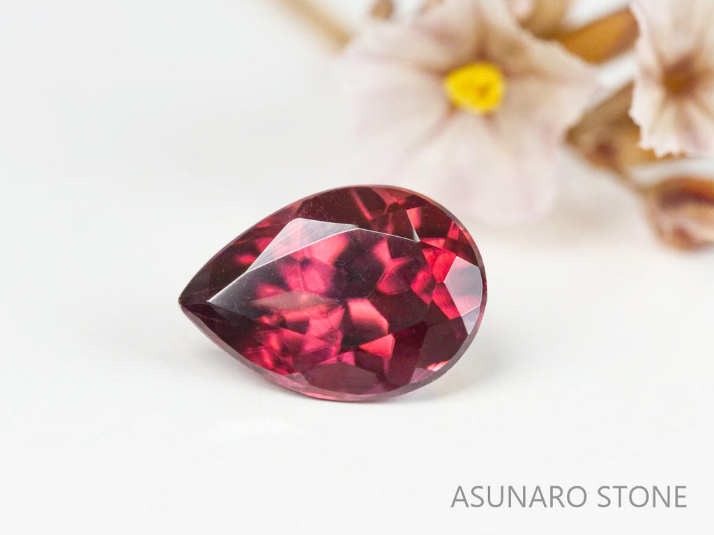 ピンクジルコン　ペアシェイプ　1.04ct　カンボジア産　【220615-1202】