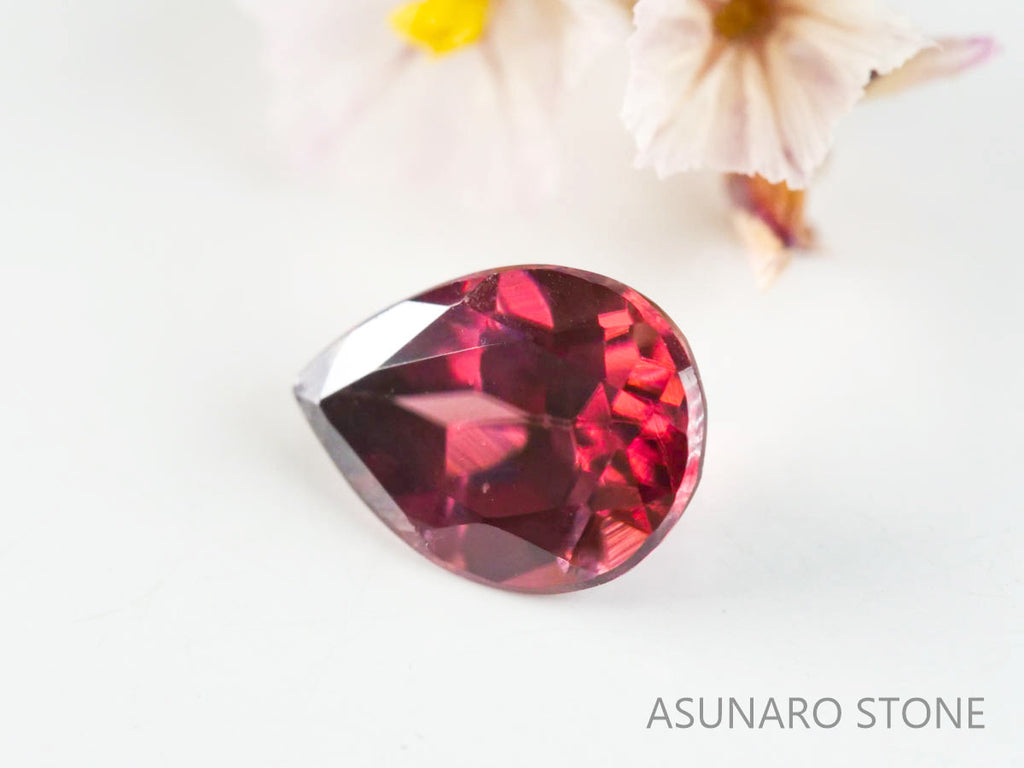 ピンクジルコン　ペアシェイプ　1.04ct　カンボジア産　【220615-1202】