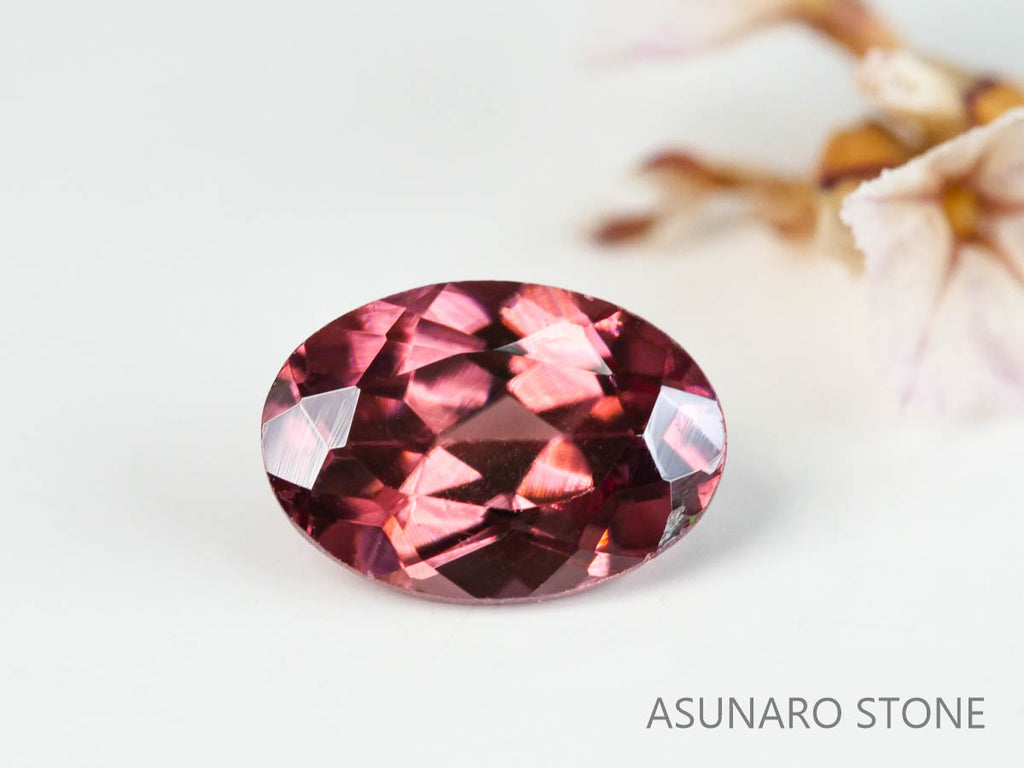 ピンクジルコン　オーバルカット　1.17ct　カンボジア産　【220615-1203】