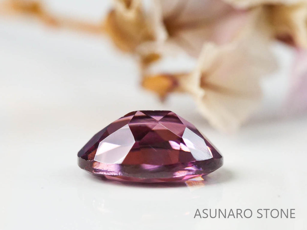 ピンクジルコン　オーバルカット　1.18ct　カンボジア産　【220615-1204】