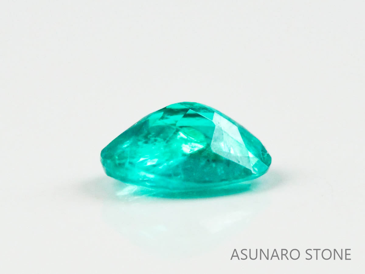 パライバトルマリン　オーバルカット ブラジル産　0.05ct   【221019-1215】