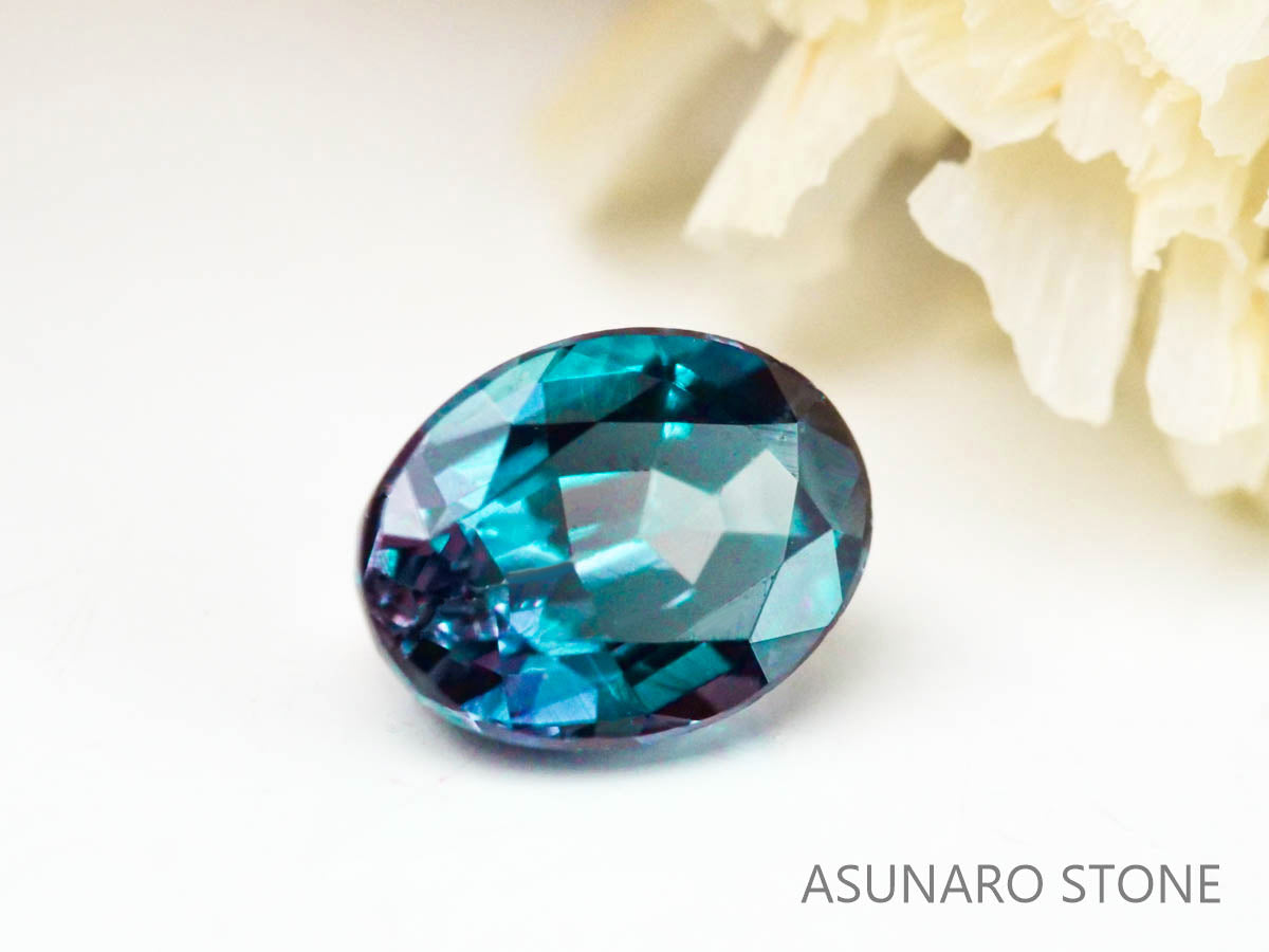 アレキサンドライト　オーバルカット　 ブラジル産　0.29ct【221026-1233】