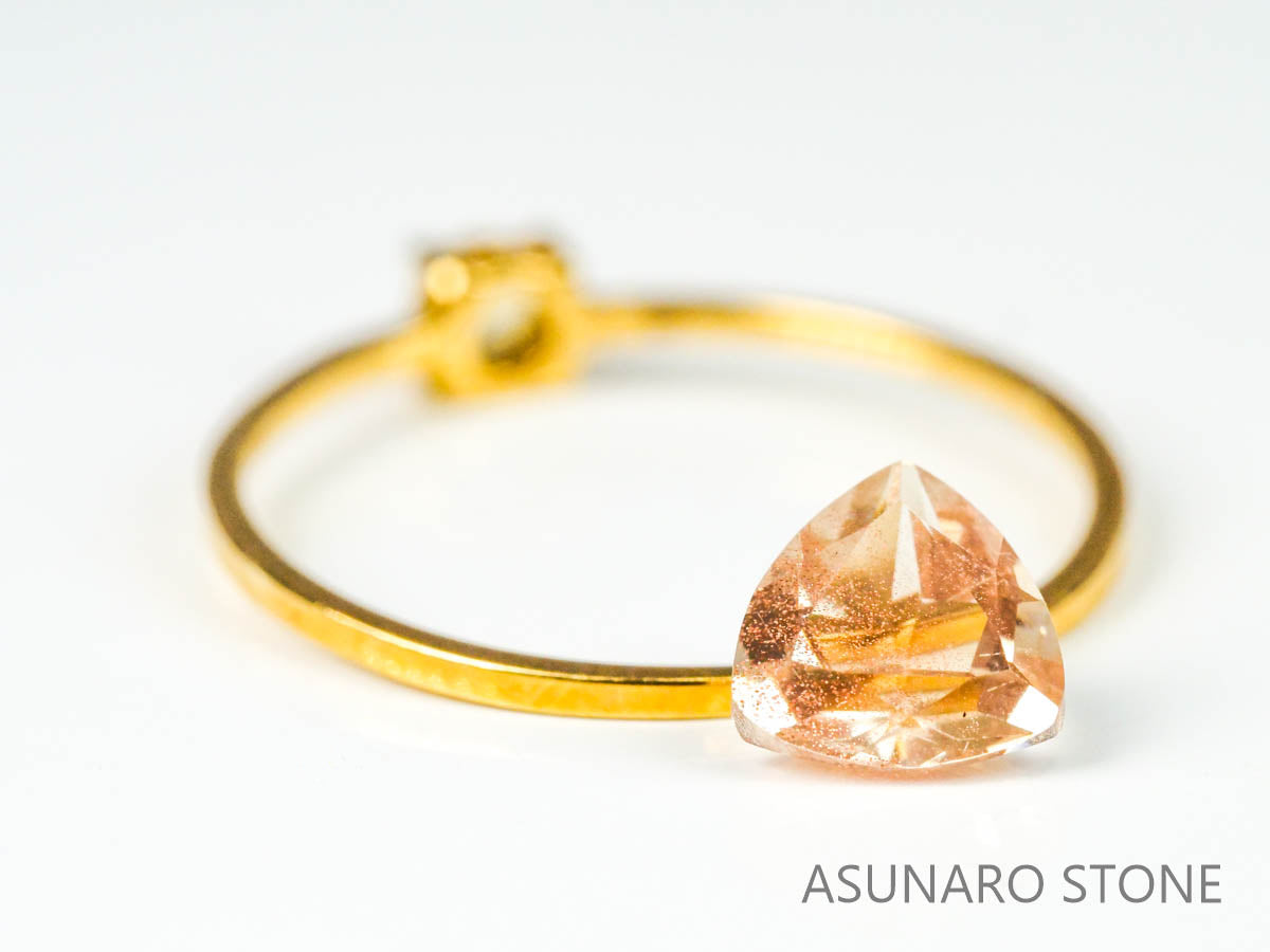 オレゴンサンストーン トリリアントカット アメリカ産 0.76ct【221130-1236】