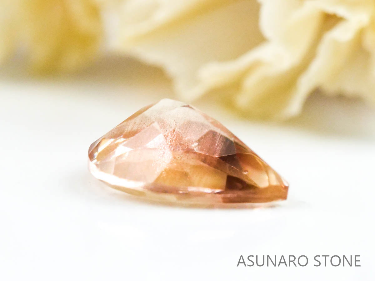 オレゴンサンストーン　ペアシェイプ　アメリカ産 0.86ct【221130-1242】