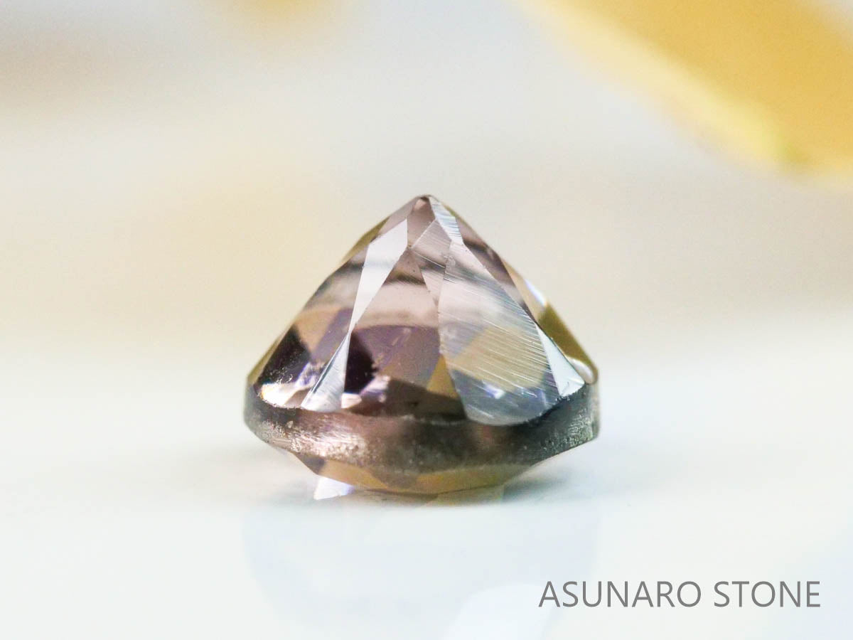 バイカラートルマリン　ラウンドカット　ブラジル産　　0.65ct【221214-1245】