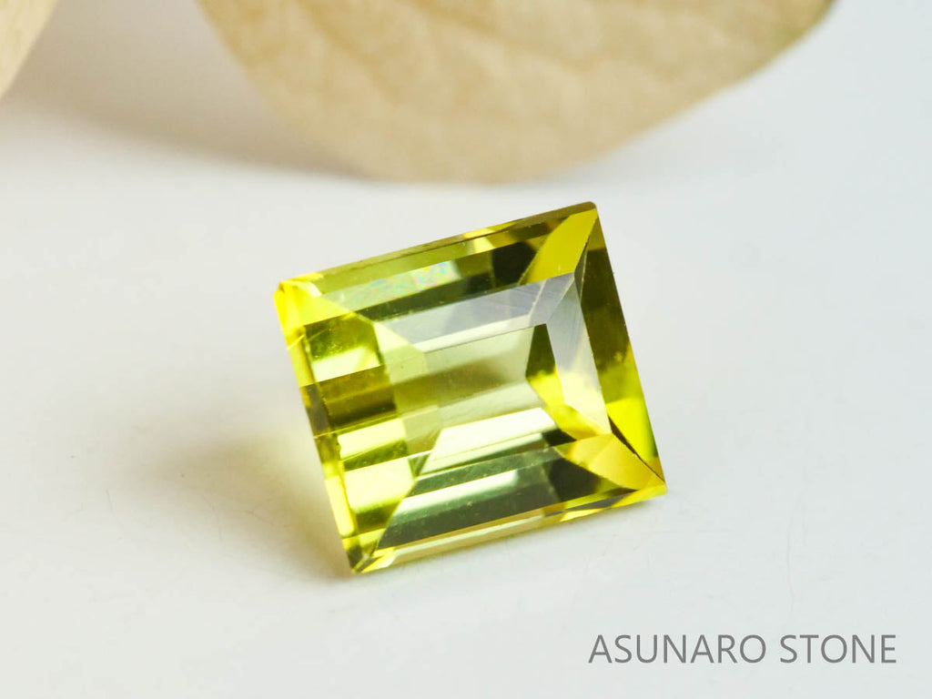 イエロートルマリン　スクエアカット　ルワンダ産　　0.93ct【221214-1251】