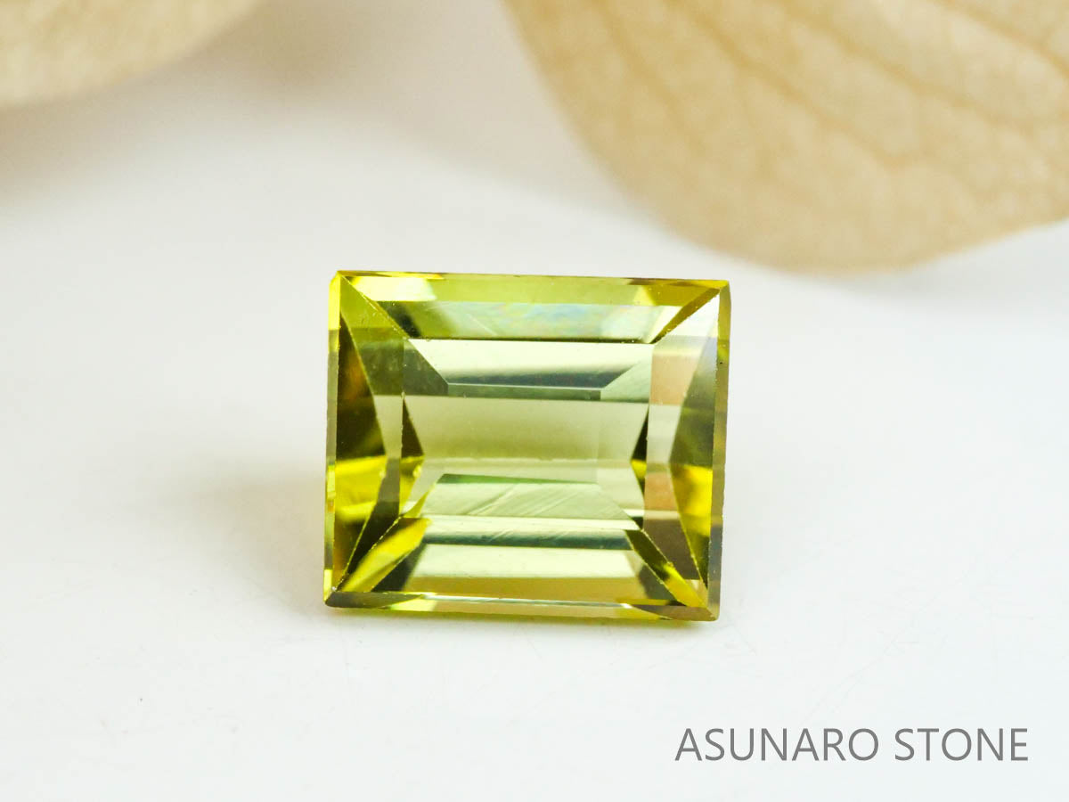 イエロートルマリン　スクエアカット　ルワンダ産　　0.93ct【221214-1251】