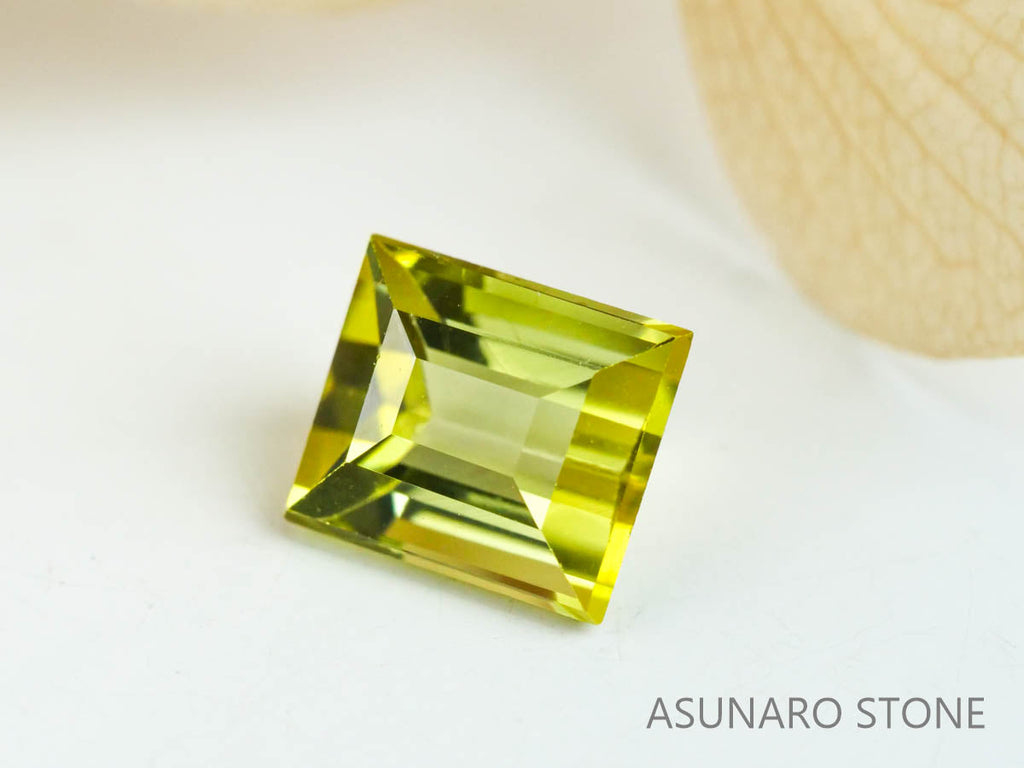 イエロートルマリン　スクエアカット　ルワンダ産　　0.93ct【221214-1251】