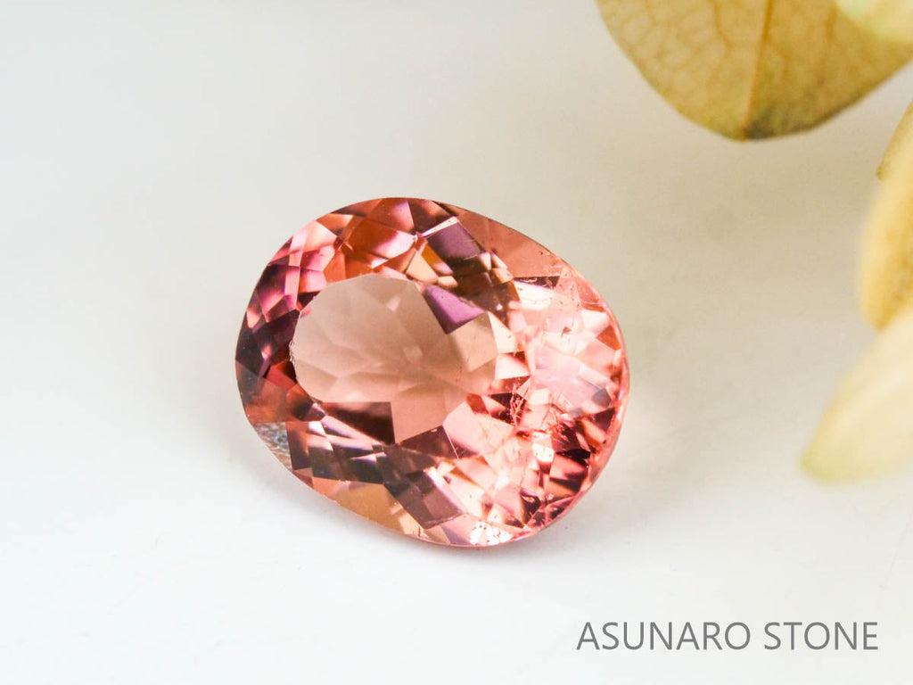 オレンジピンクトルマリン　オーバルカット　ルワンダ産　　1.24ct【221214-1252】