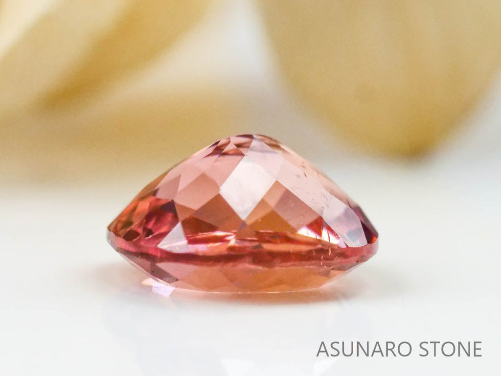 オレンジピンクトルマリン　オーバルカット　ルワンダ産　　1.24ct【221214-1252】