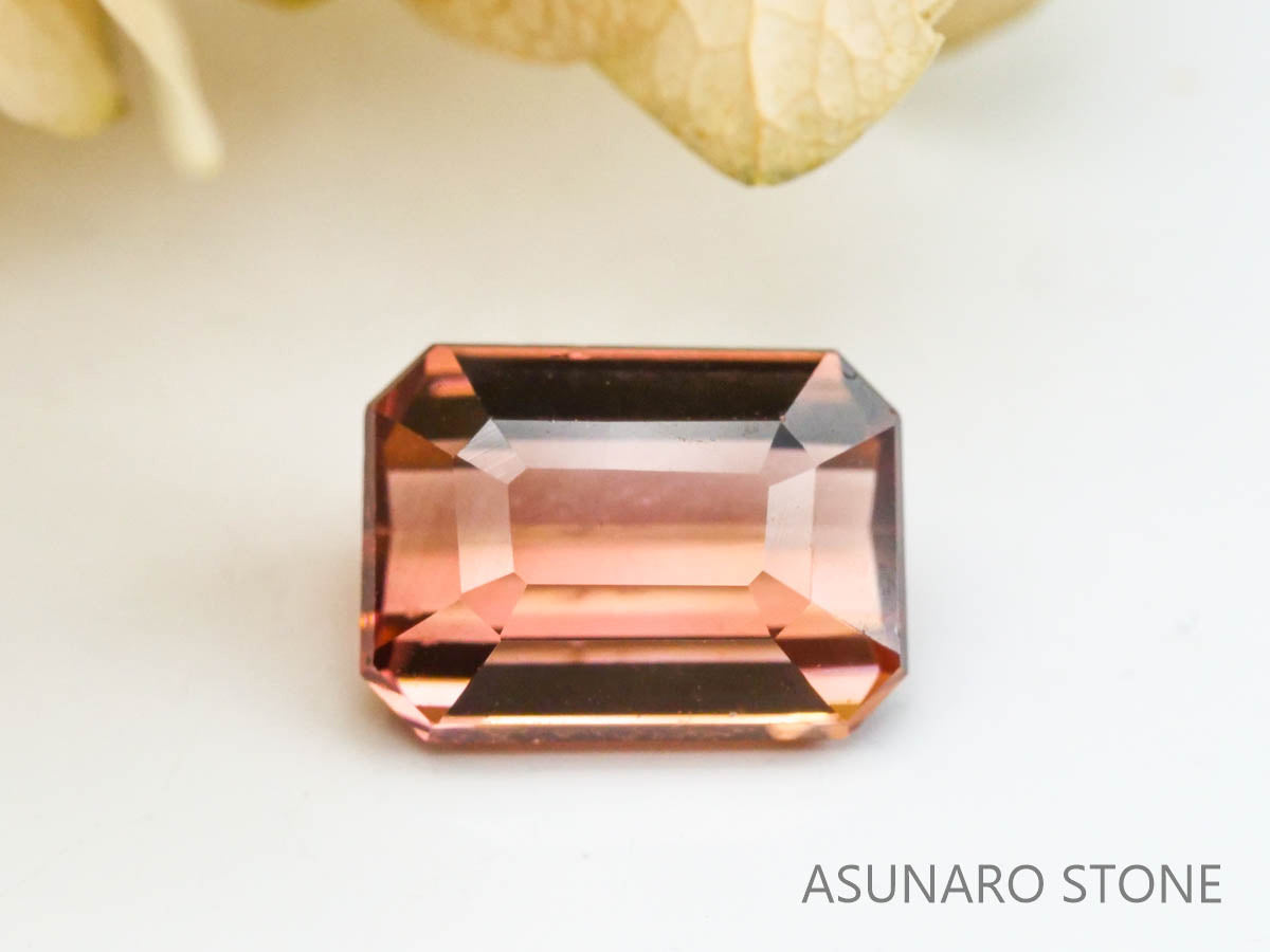 オレンジピンクトルマリン　エメラルドカット　ルワンダ産　　1.96ct【221214-1253】
