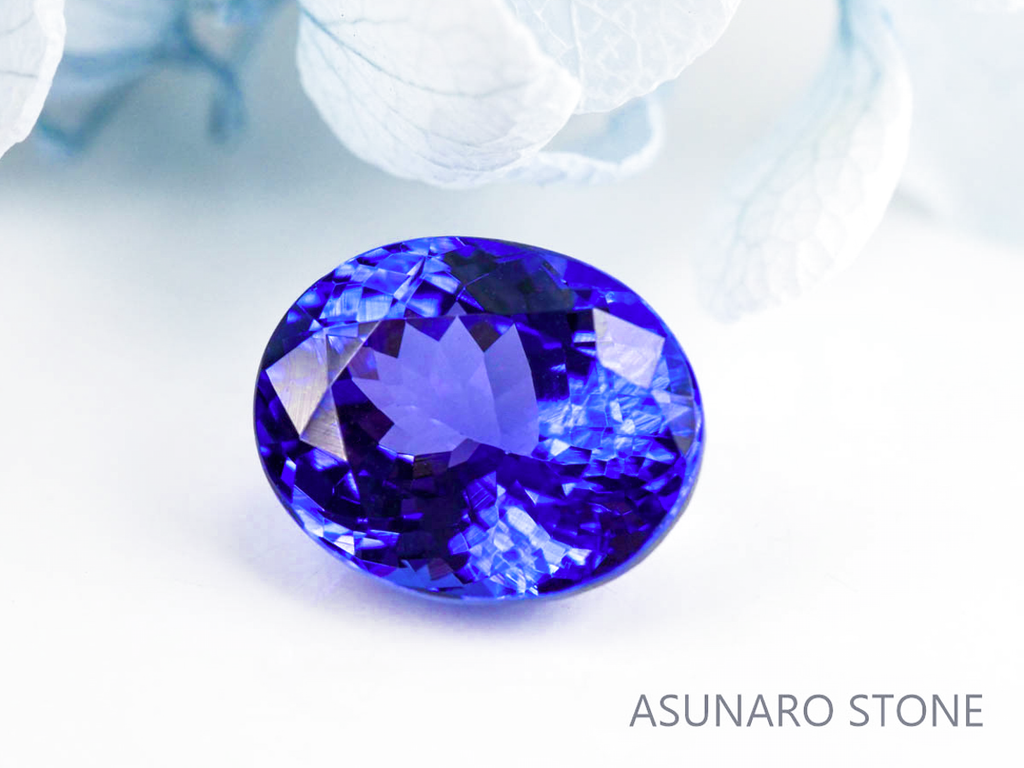 タンザナイト  オーバルカット　タンザニア産　　4.24ct【221203-237】