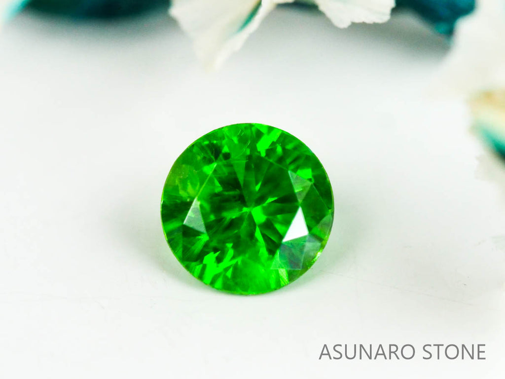 デマントイドガーネット ラウンドカット　ロシア産  0.20ct【221203-1267】