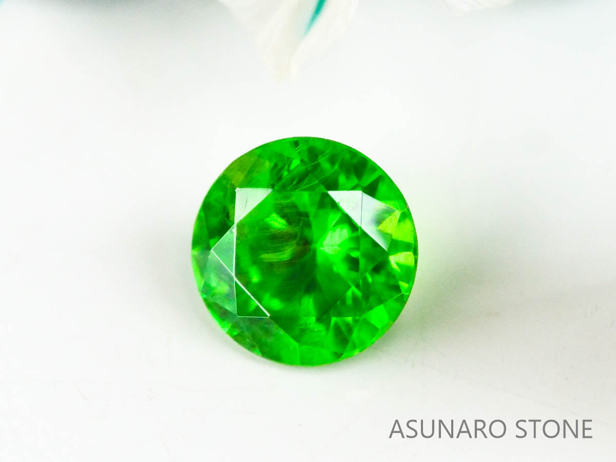 デマントイドガーネット ラウンドカット　ロシア産  0.20ct【221203-1267】