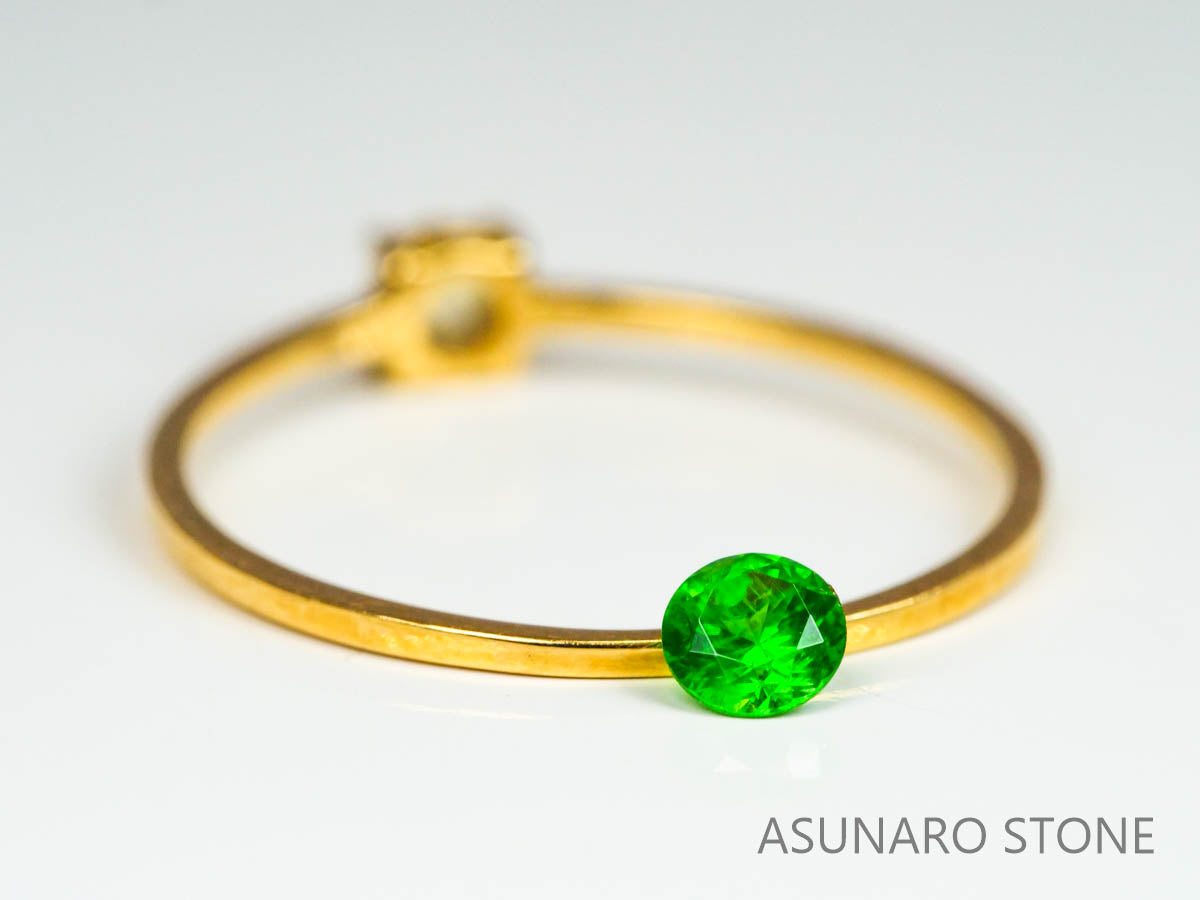 デマントイドガーネット ラウンドカット ロシア産 0.20ct デマントイドガーネット ラウンドカット ロシア産 0.20ct