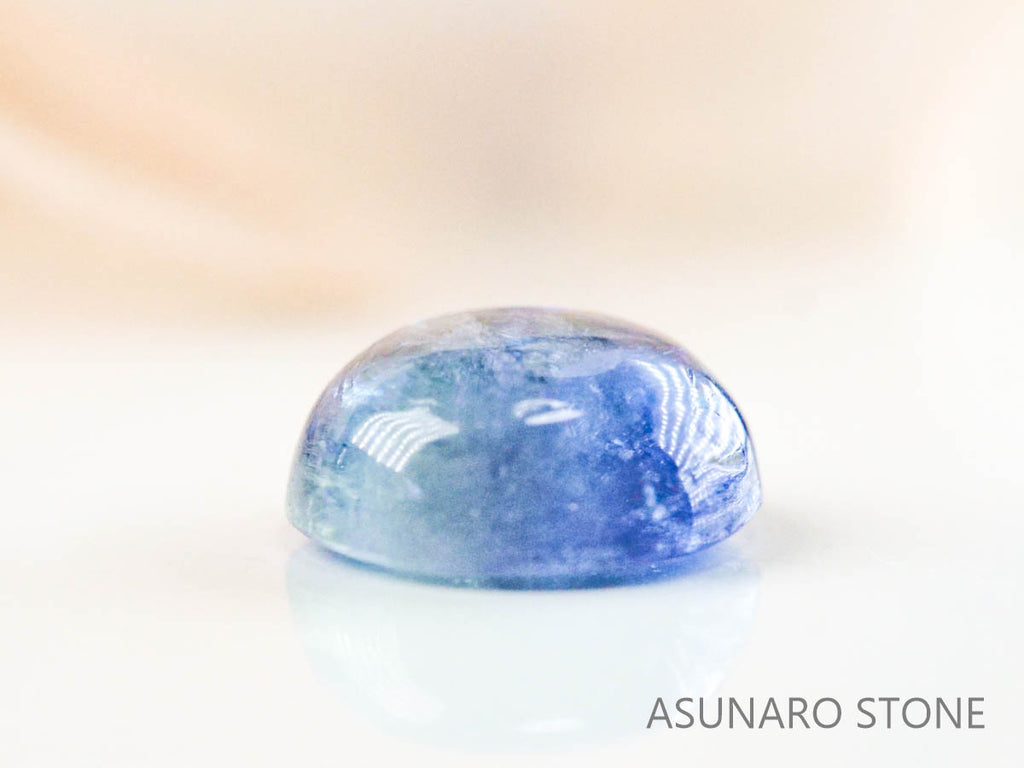 バイカラーゾイサイト（タンザナイト）  カボション　タンザニア産　　0.60ct【221130-1270】