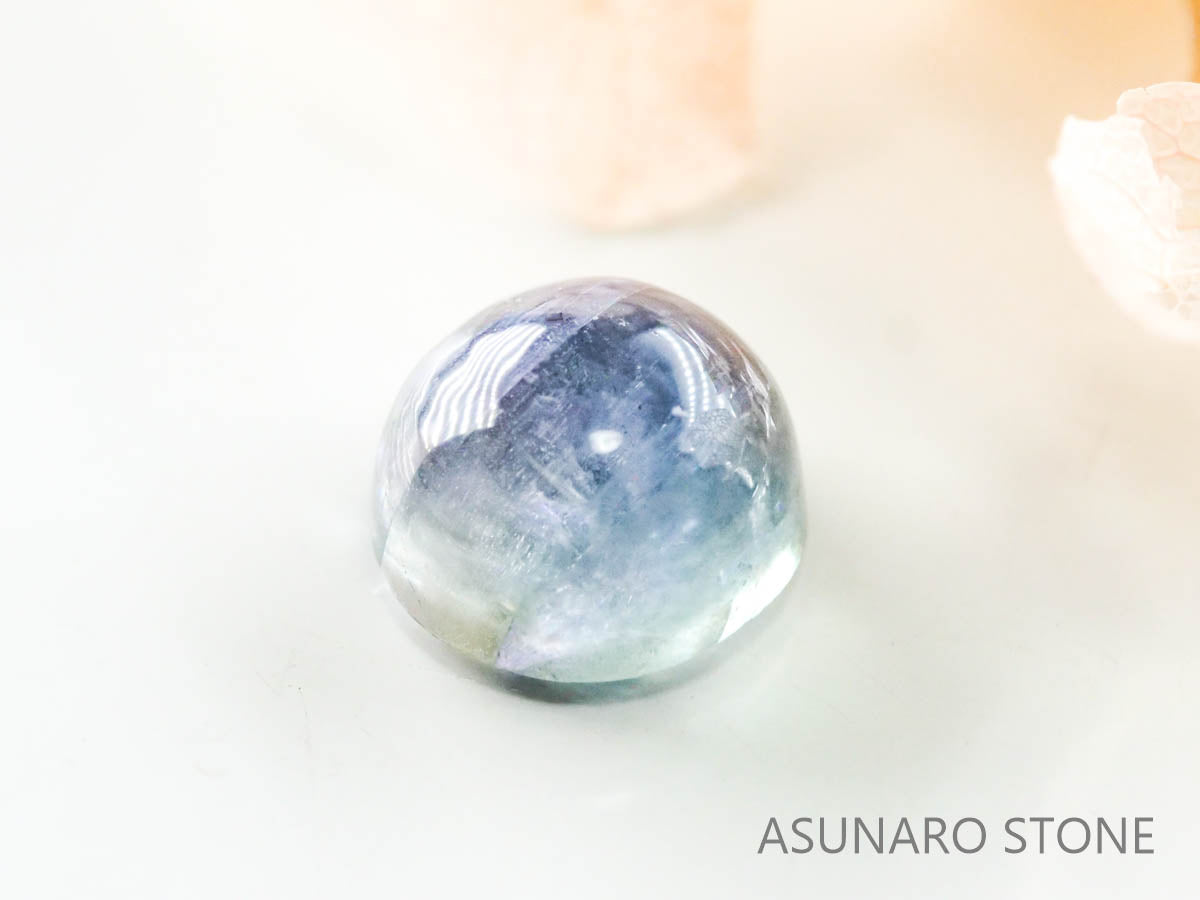 バイカラーゾイサイト（タンザナイト）  カボション　タンザニア産　　2.02ct【221130-1274】