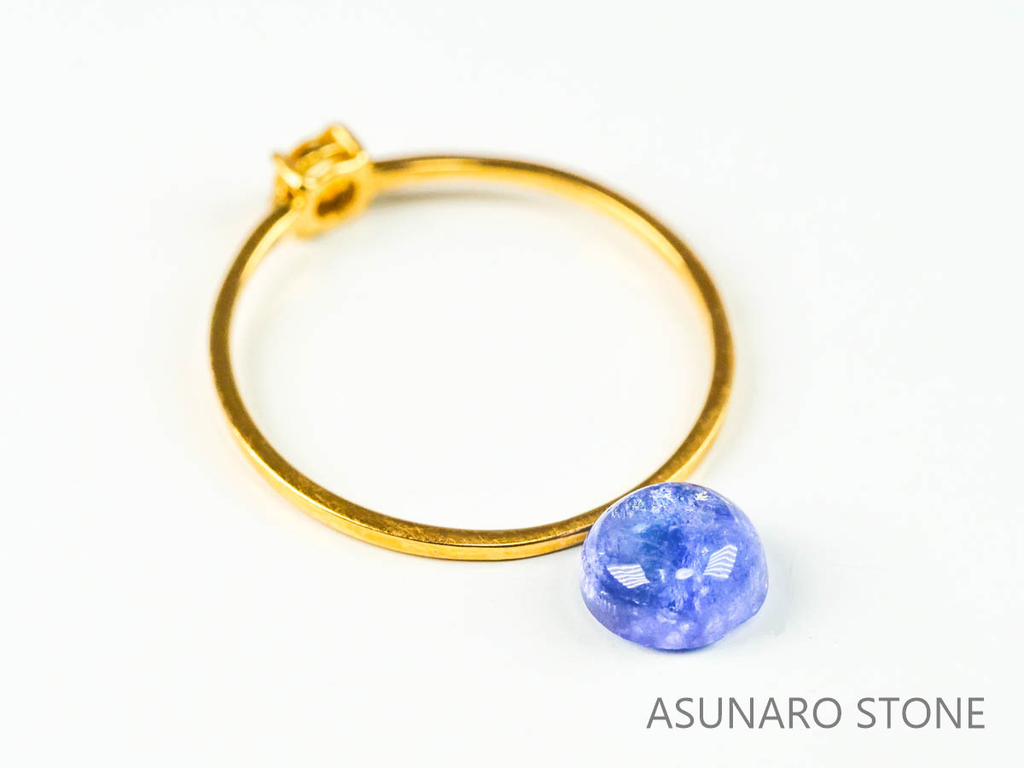 バイカラーゾイサイト（タンザナイト）  カボション　タンザニア産　　1.22ct【221130-1278】