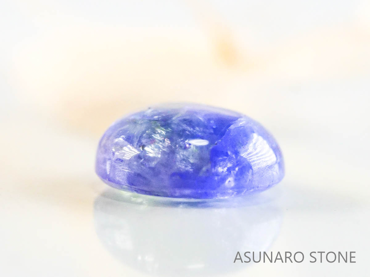 バイカラーゾイサイト（タンザナイト）  カボション　タンザニア産　　1.40ct【221130-1279】