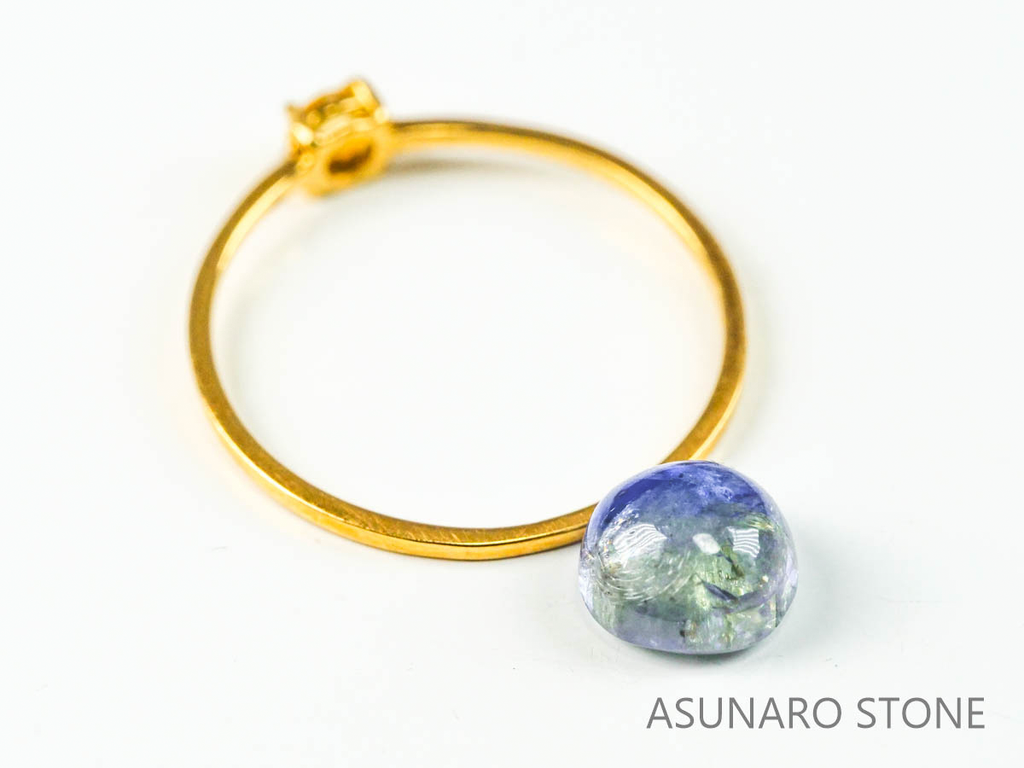 バイカラーゾイサイト（タンザナイト）  カボション　タンザニア産　　1.76ct【221130-1280】