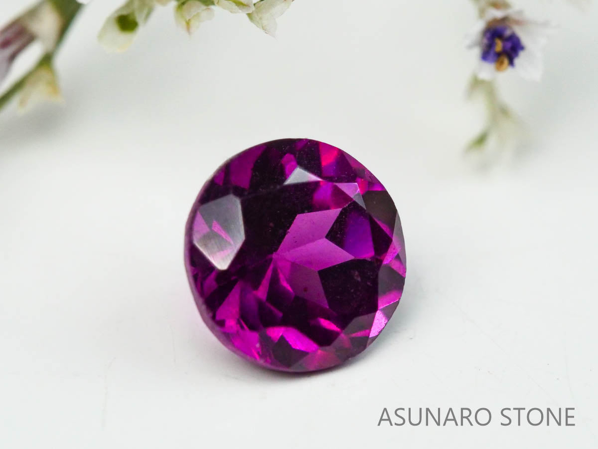 グレープガーネット ブラジル産  ラウンドカット　 0.67ct【221206-1299】