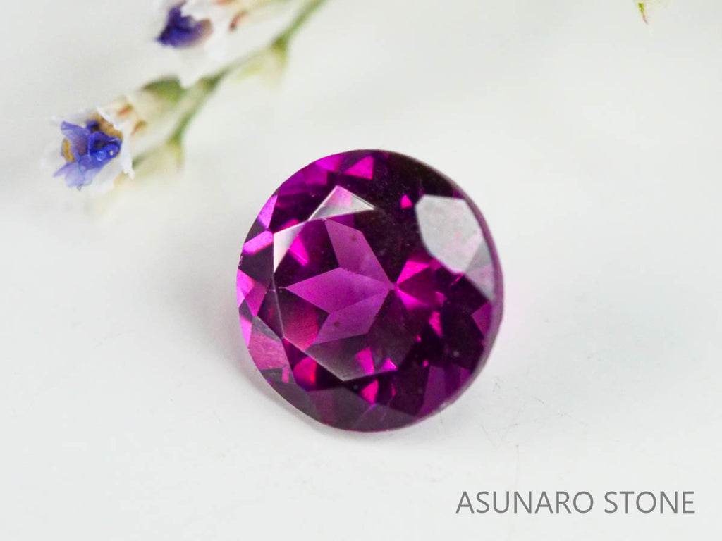 グレープガーネット ブラジル産  ラウンドカット　 0.67ct【221206-1299】