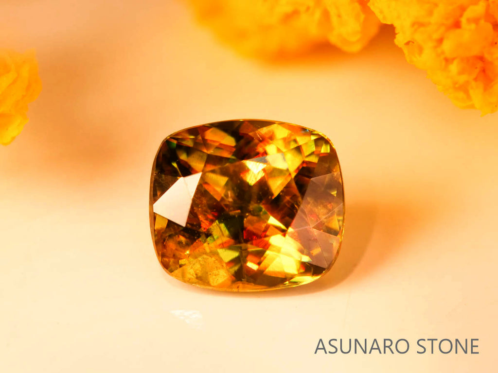 カラーチェンジスフェーン　クッションカット　パキスタン産　0.52ct　【221216-1305】