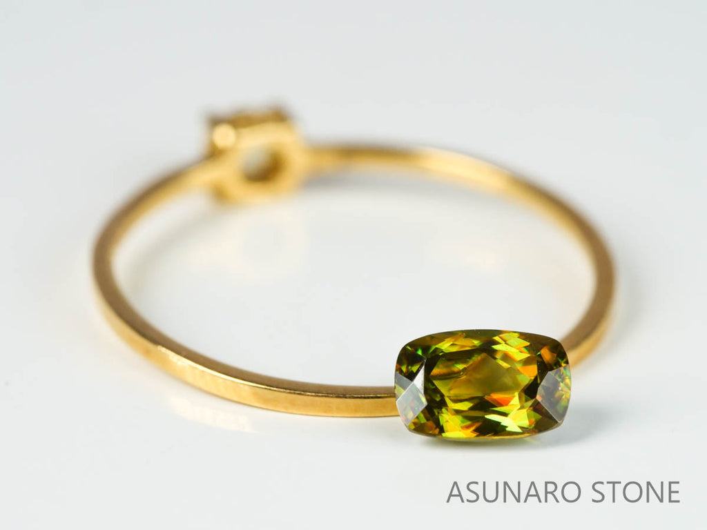 カラーチェンジスフェーン　クッションカット　パキスタン産　0.53ct　【221216-1307】