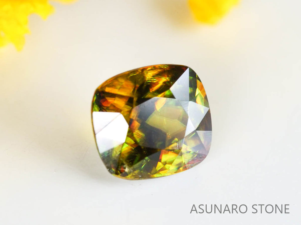 カラーチェンジスフェーン　クッションカット　パキスタン産　1.19ct　【221216-1309】