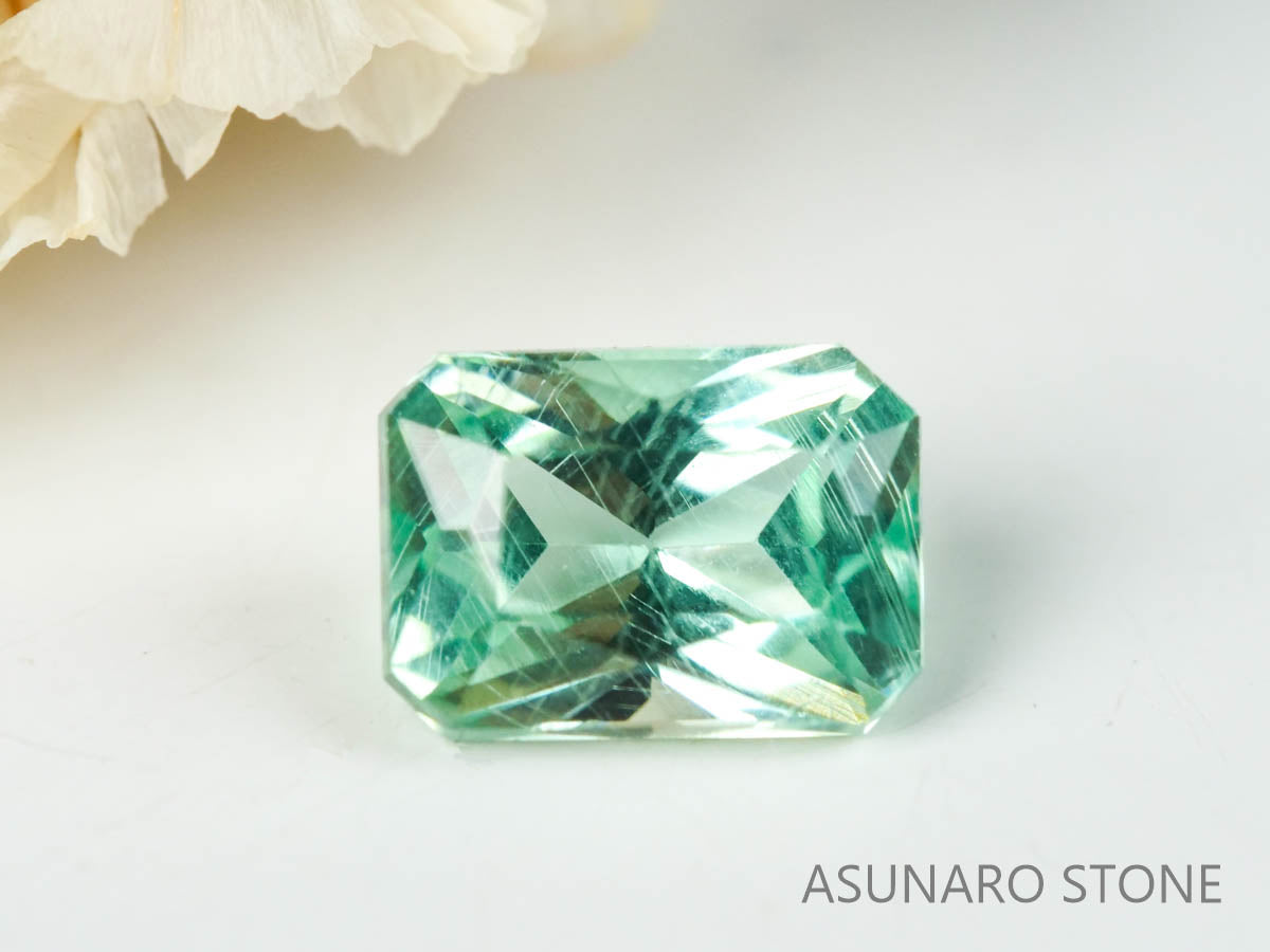 コーネルピン　クッションカット　タンザニア産   0.46ct【230116-1314】