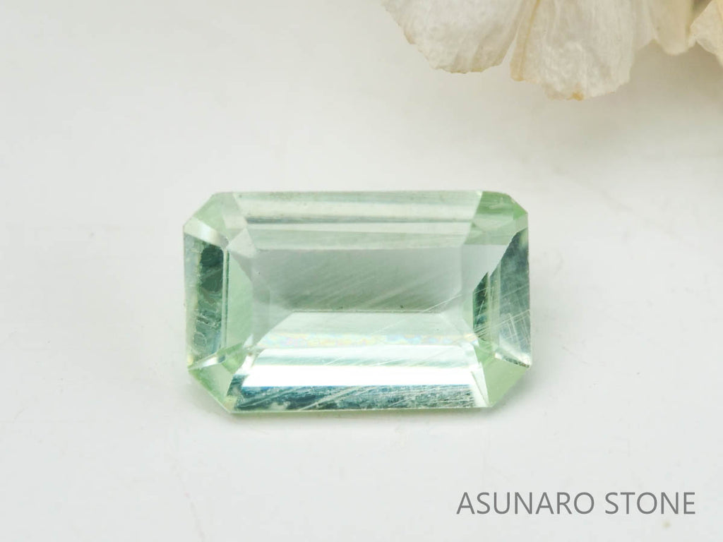 コーネルピン　エメラルドカット　タンザニア産   0.25ct【230116-1316】