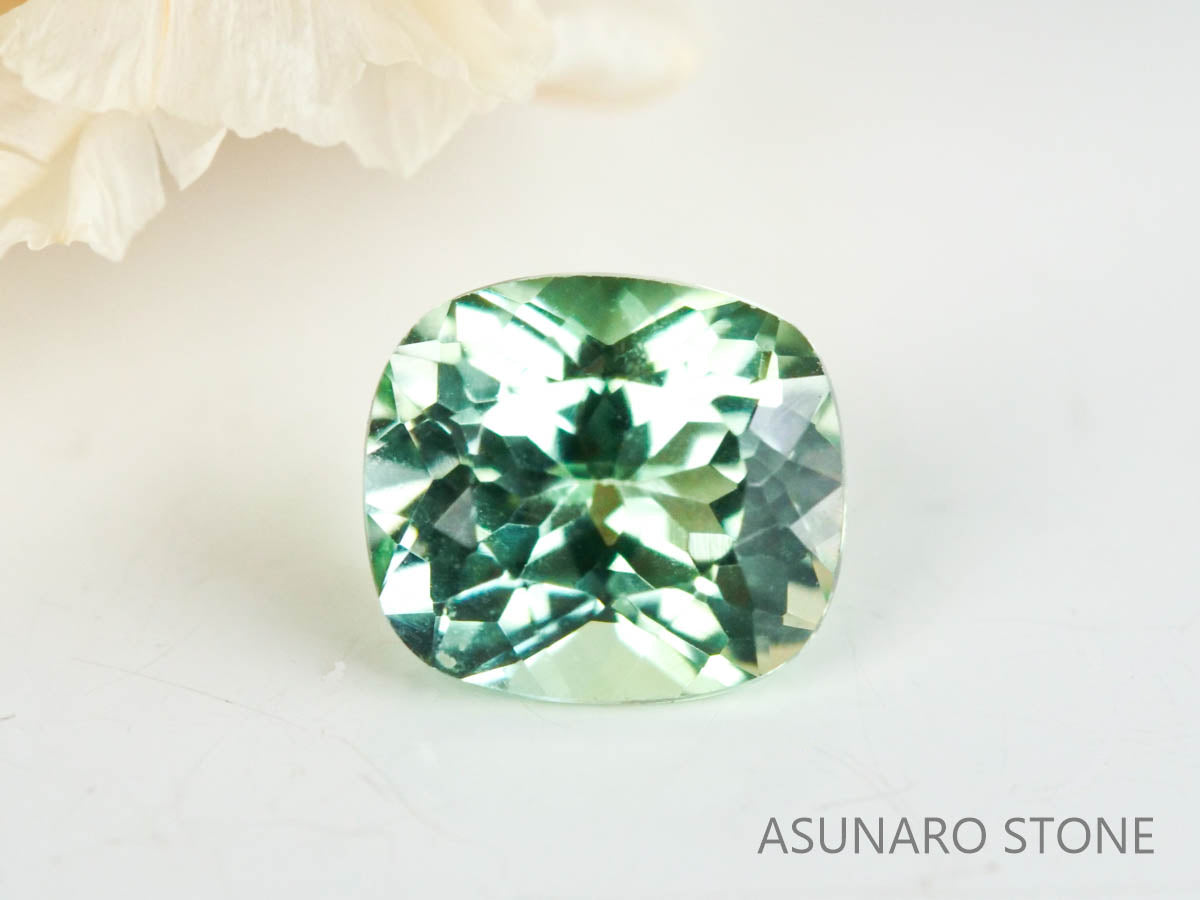 コーネルピン　クッションカット　タンザニア産   0.39ct【230116-1323】