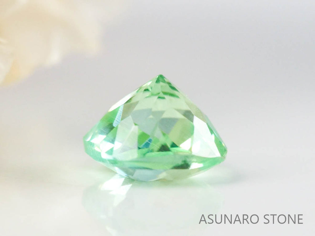 コーネルピン　クッションカット　タンザニア産   0.37ct【230116-1326】