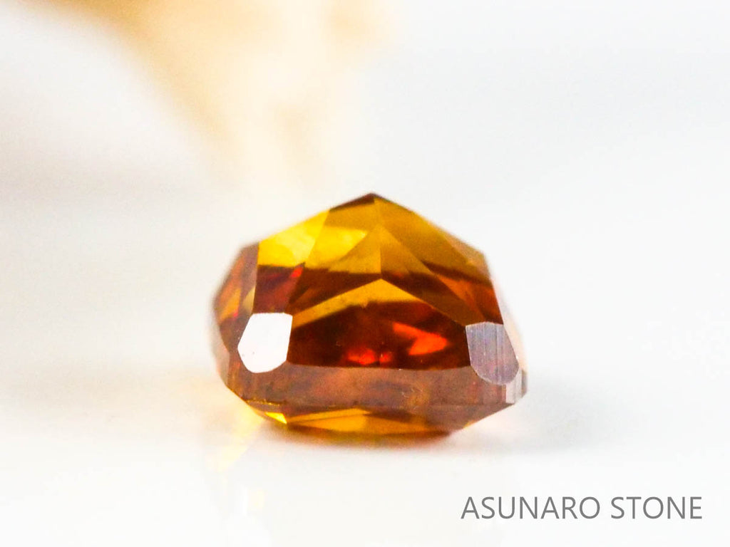 オレンジブラウンダイヤモンド 　クッションカット　0.16ct【230125-1327】