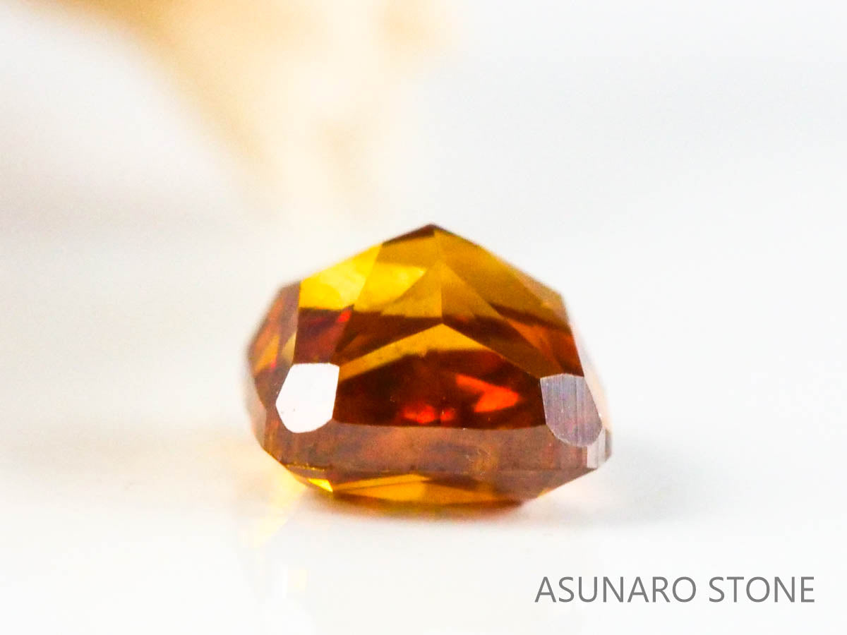 オレンジブラウンダイヤモンド 　クッションカット　0.16ct【230125-1327】
