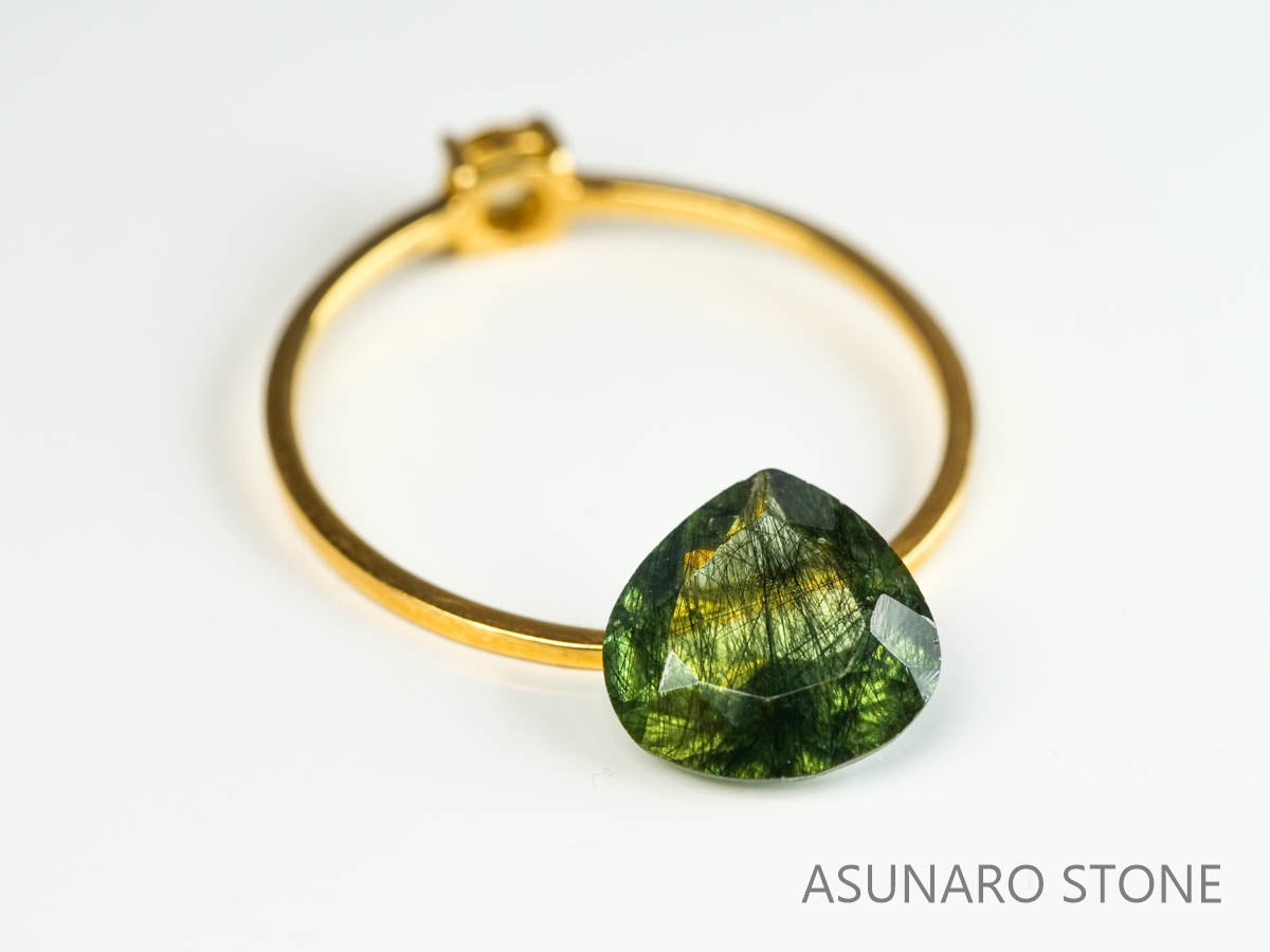 ルドウィジャイトインペリドット（ルチルペリドット）　マロンカット　パキスタン産   1.60ct【221226-1344】