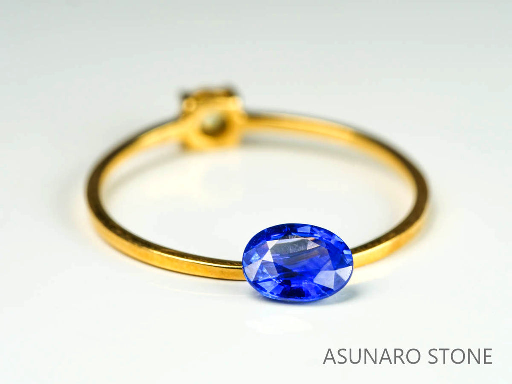 コーンフラワーブルーサファイア 　オーバルカット スリランカ産　0.55ct　AIGS鑑別書付【230120-1362】