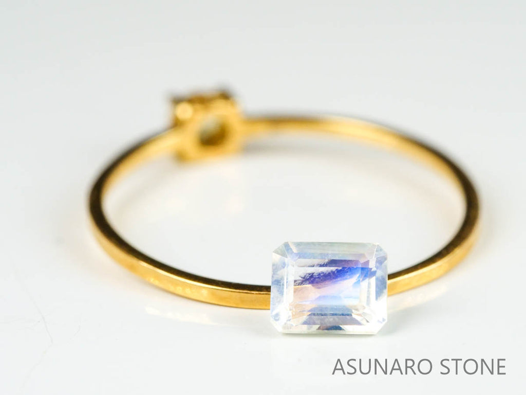 アンデシンラブラドライト  エメラルドカット　インド産　　0.41ct【230125-1355】