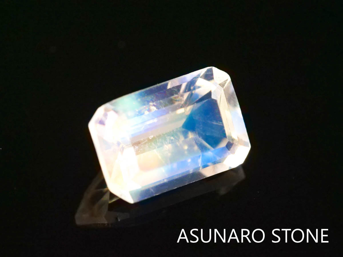 アンデシンラブラドライト  エメラルドカット　インド産　　0.50ct【230125-1358】