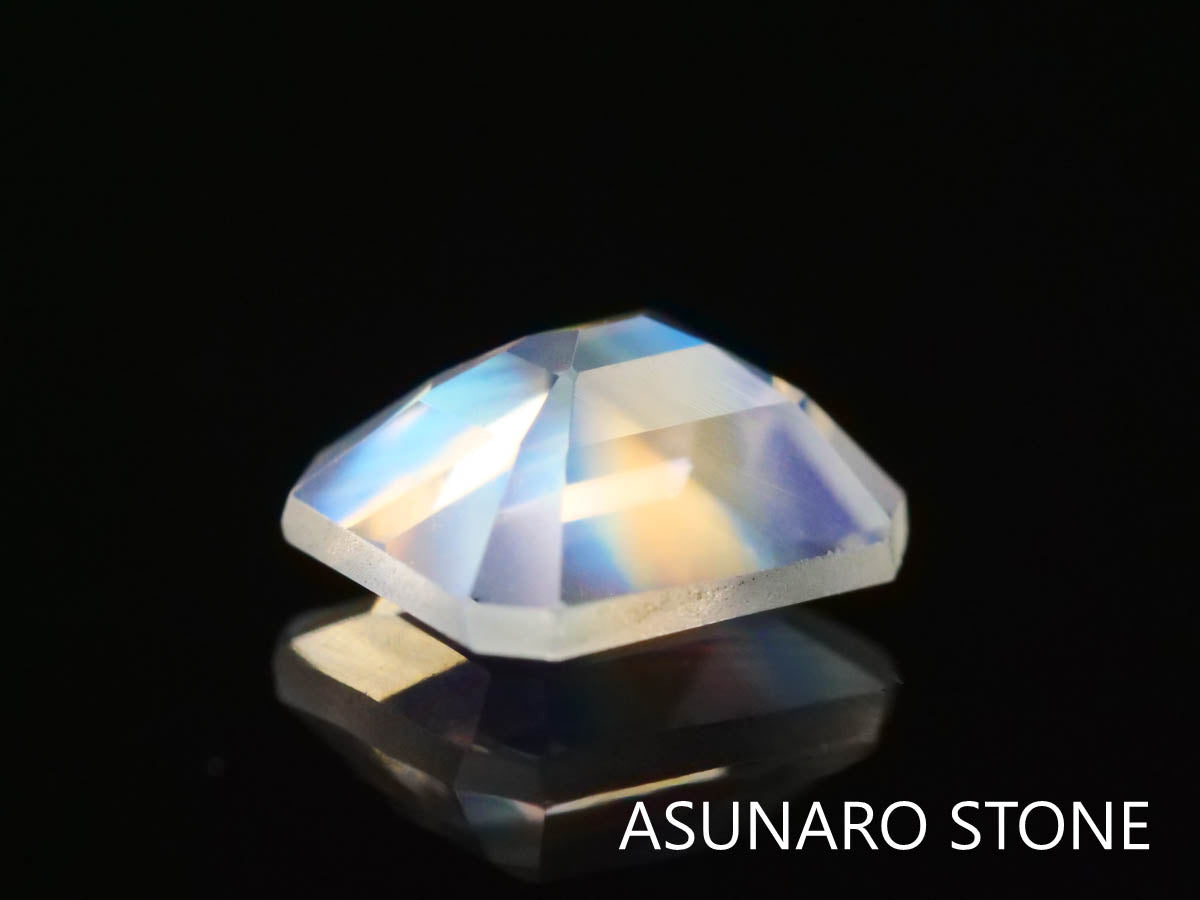 アンデシンラブラドライト  エメラルドカット　インド産　　0.41ct【230125-1359】