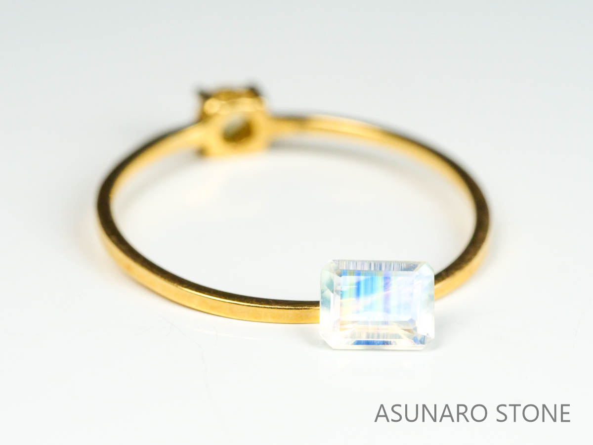 アンデシンラブラドライト  エメラルドカット　インド産　　0.37ct【230125-1360】