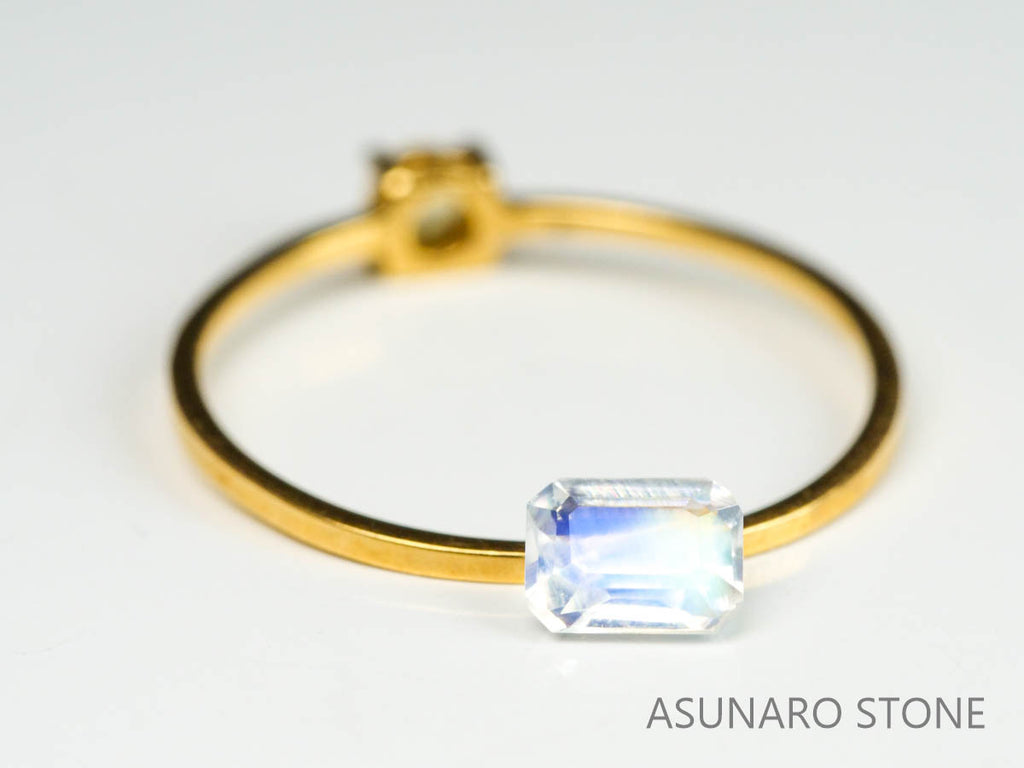 アンデシンラブラドライト  エメラルドカット　インド産　　0.37ct【230125-1361】