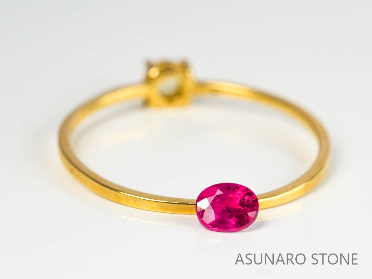 ピジョンブラッドルビー　オーバルカット　 タイ産　0.25ct　鑑別書付き  【230203-1371】